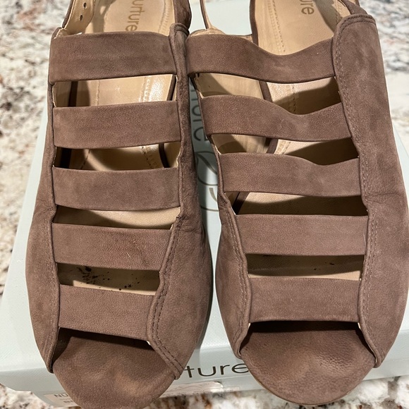 Nurture Bethel Taupe Cage Frint Slingback Sandals in Size 10 - Picture 2 of 5